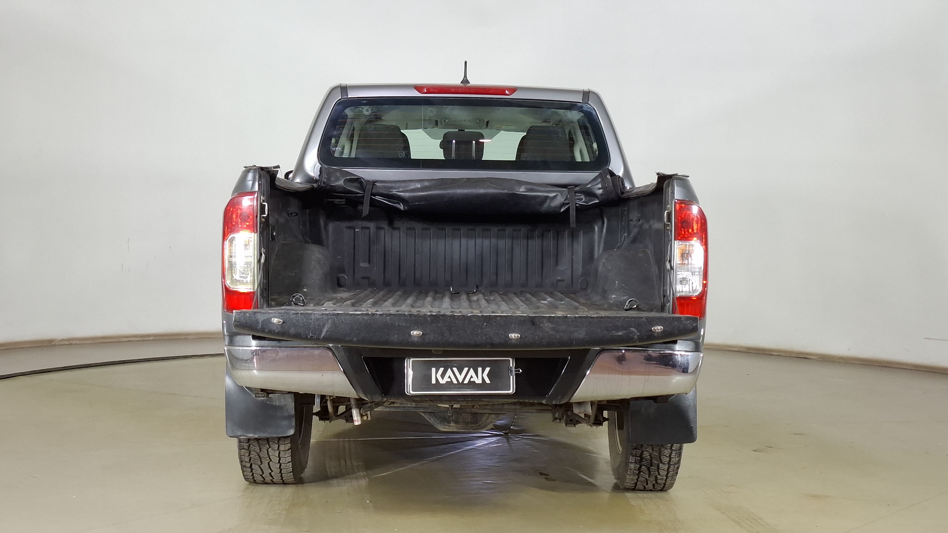 Nissan Navara — foto 6 de 16