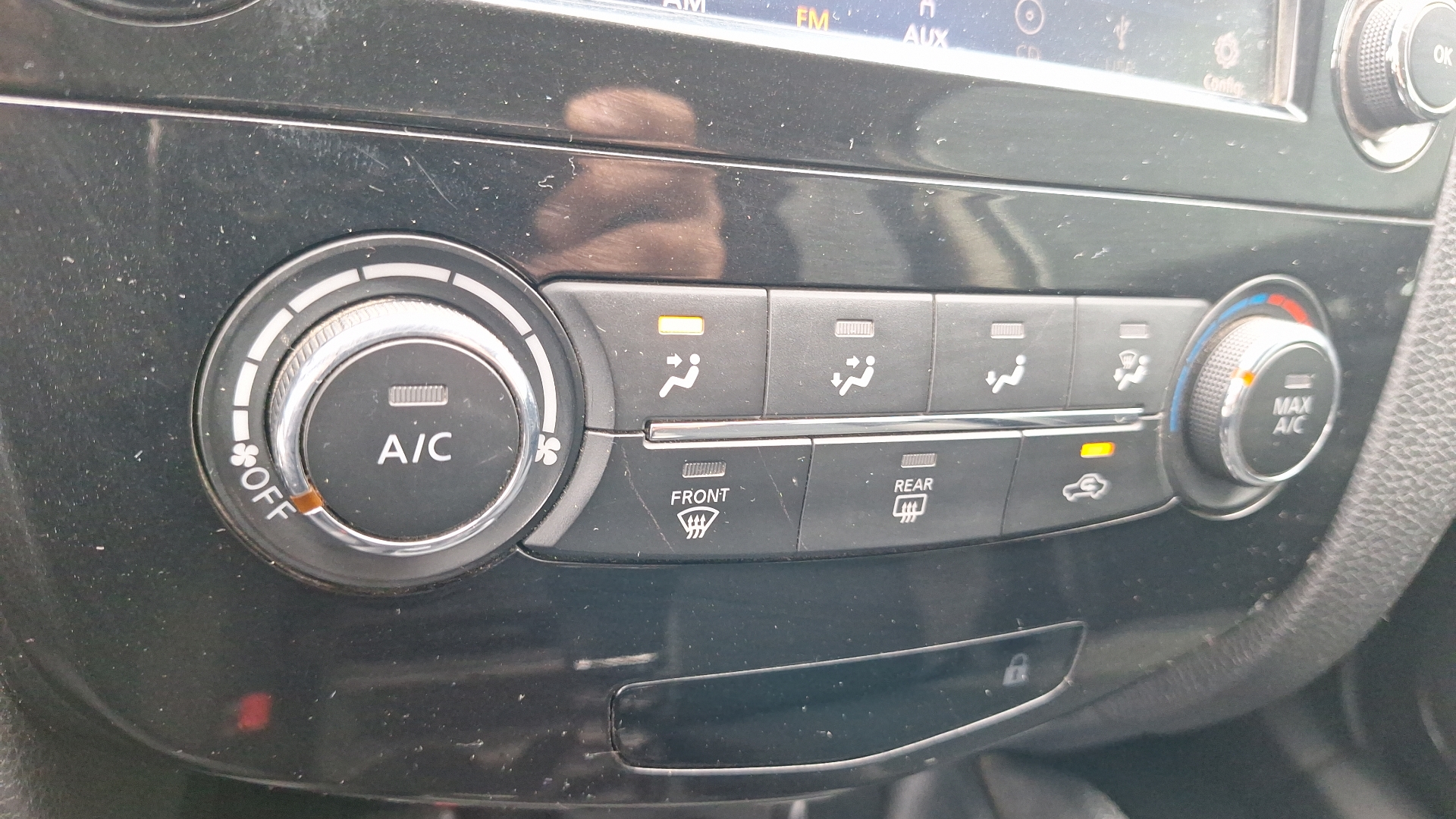 Nissan Qashqai — foto 12 de 12