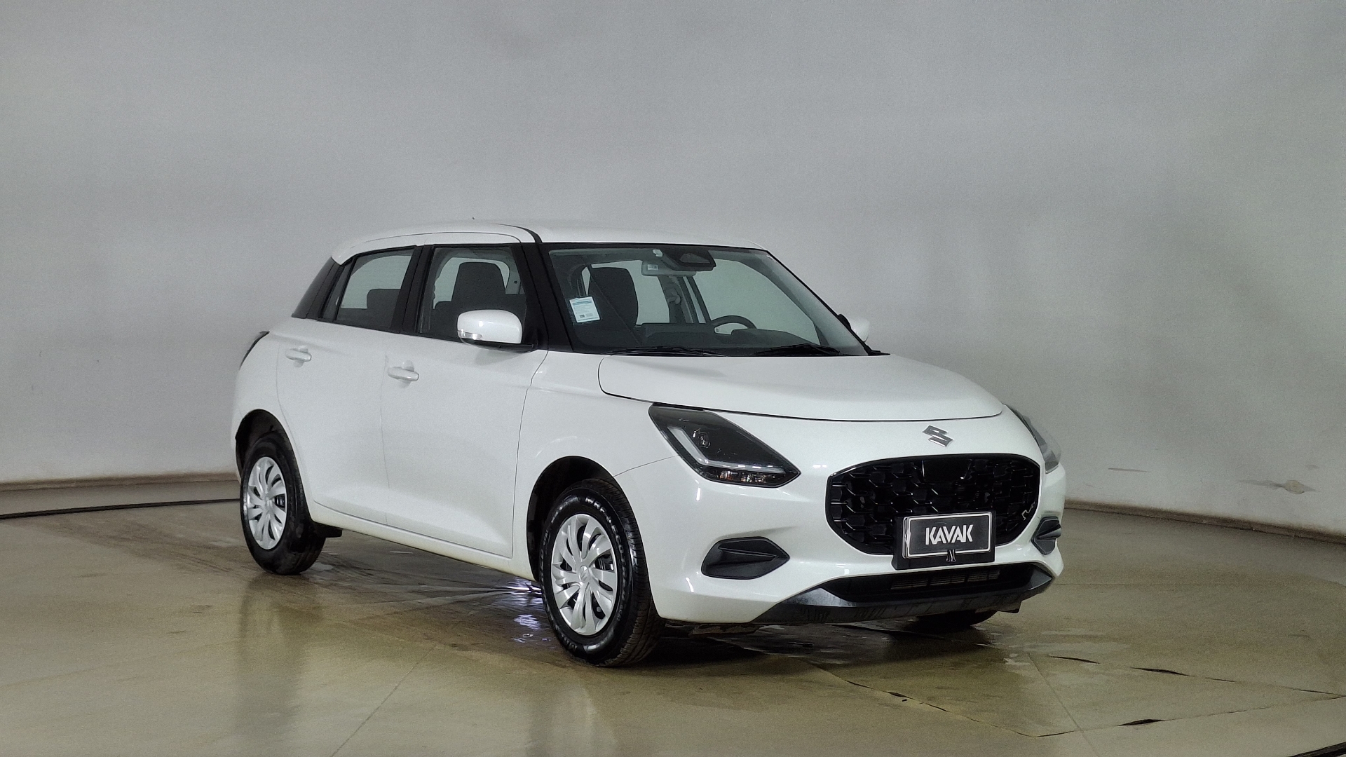 Suzuki Swift — foto 3 de 16