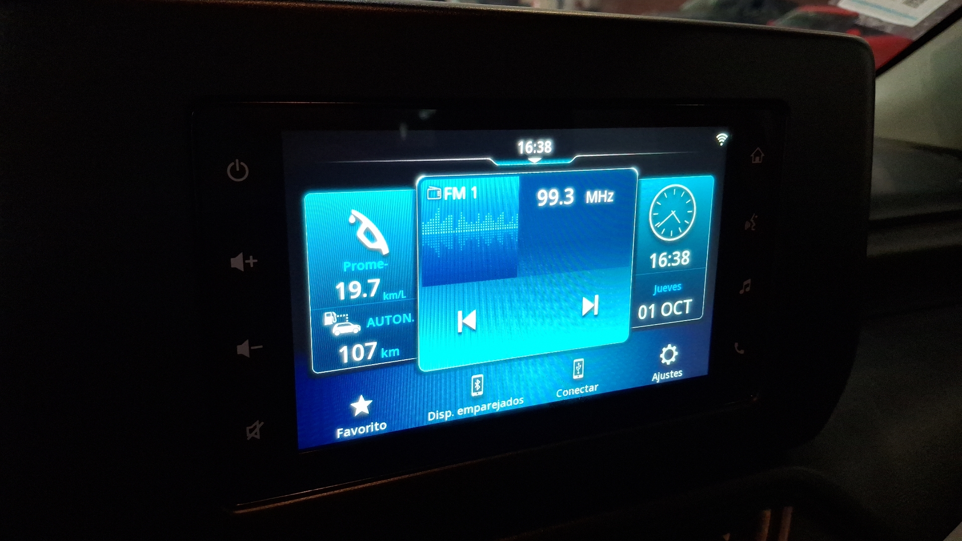 Suzuki Swift — foto 10 de 16