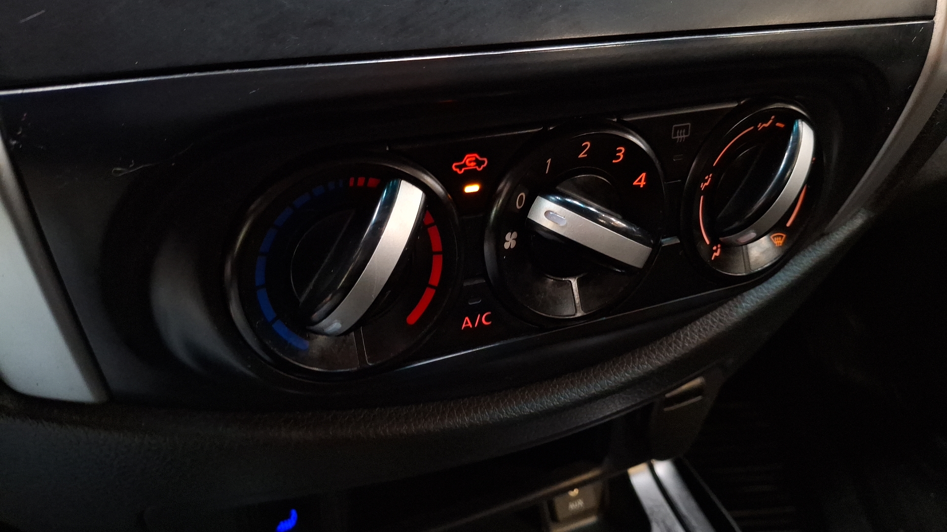 Nissan Navara — foto 14 de 15