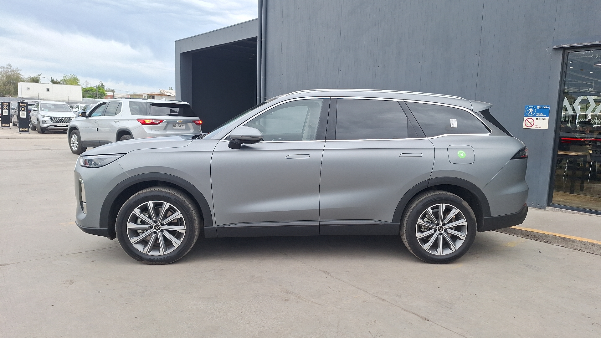 Chery Tiggo 9 — foto 2 de 17