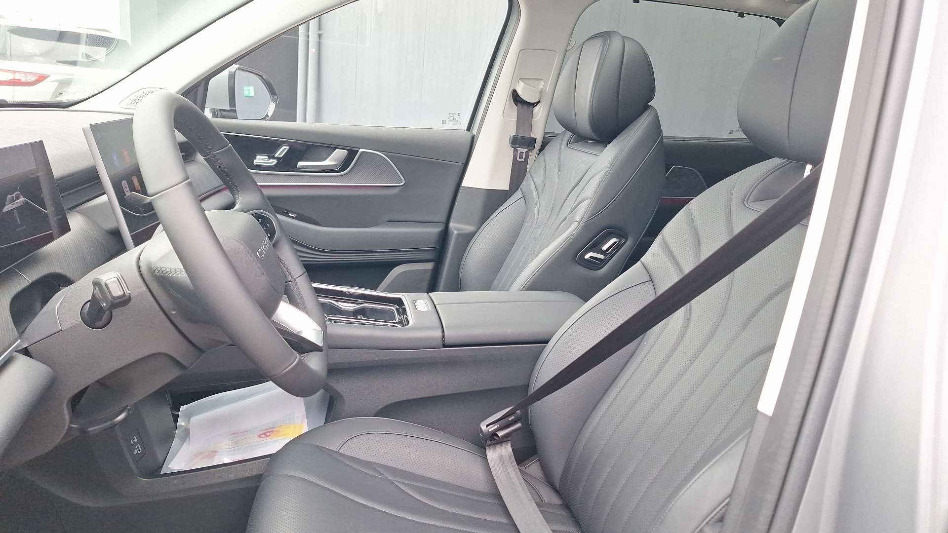 Chery Tiggo 9 — foto 16 de 17