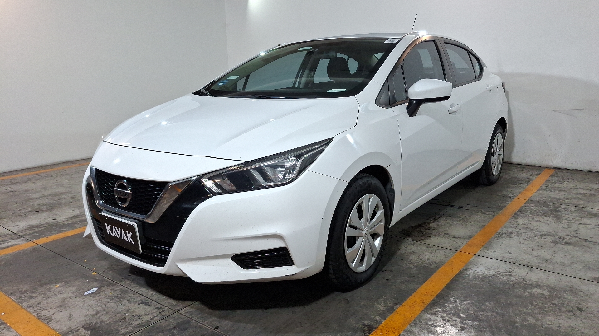 Nissan Versa 2021