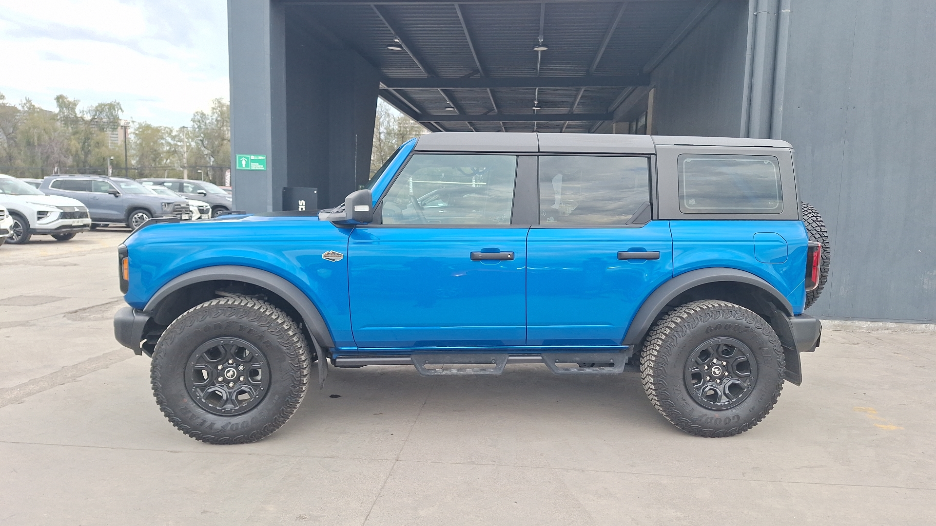 Ford Bronco — foto 2 de 15