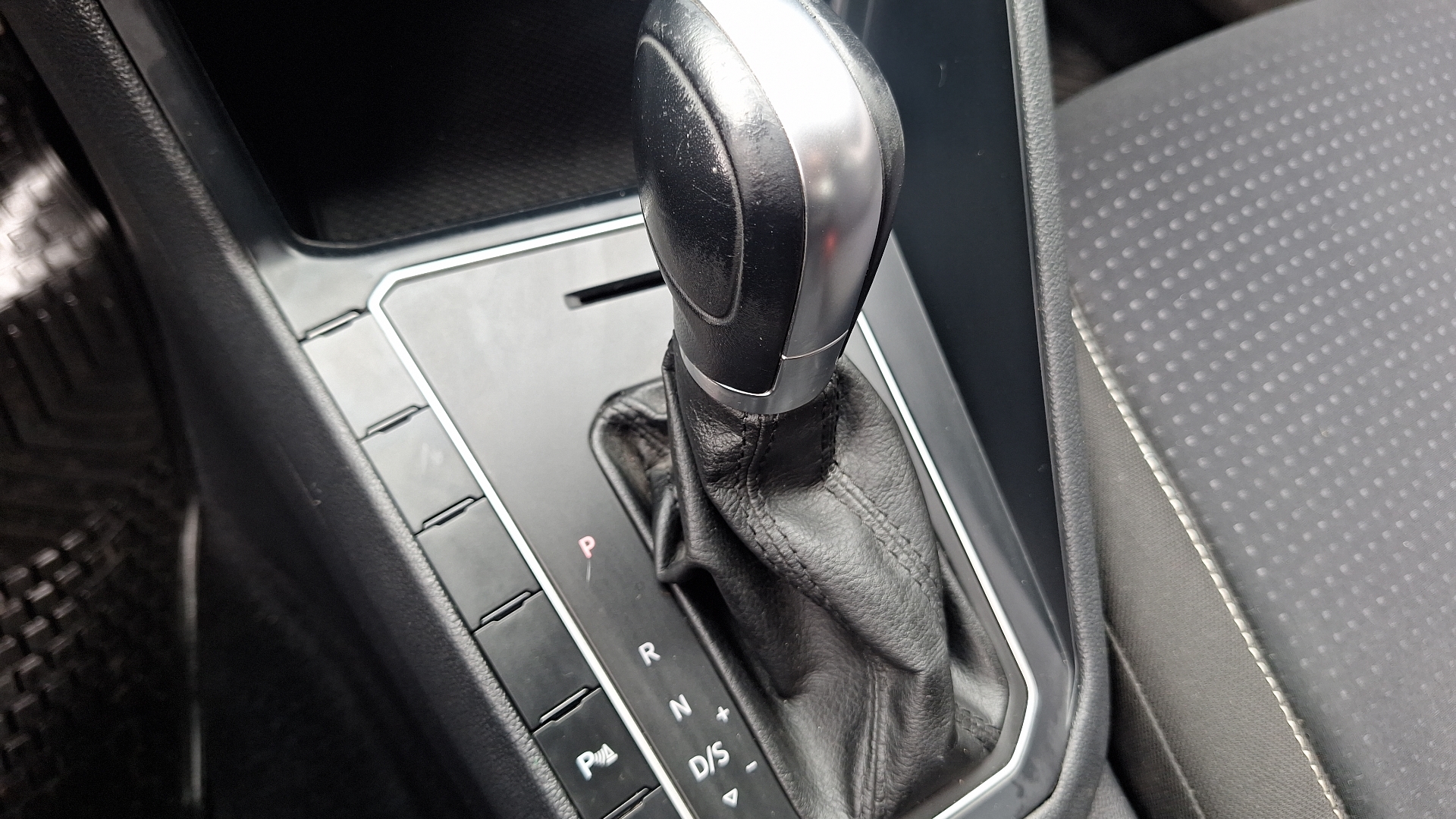 Volkswagen Virtus — foto 11 de 14