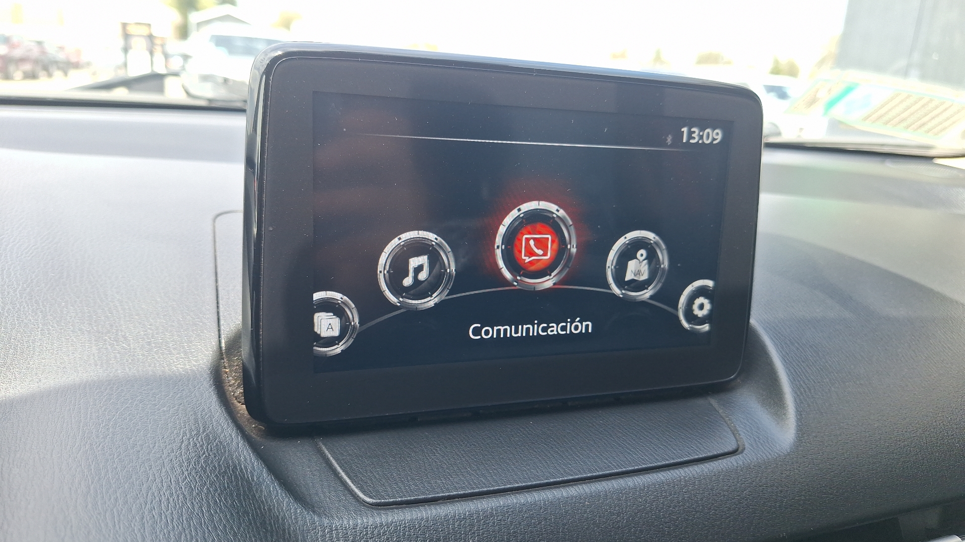 Mazda CX-3 — foto 10 de 15