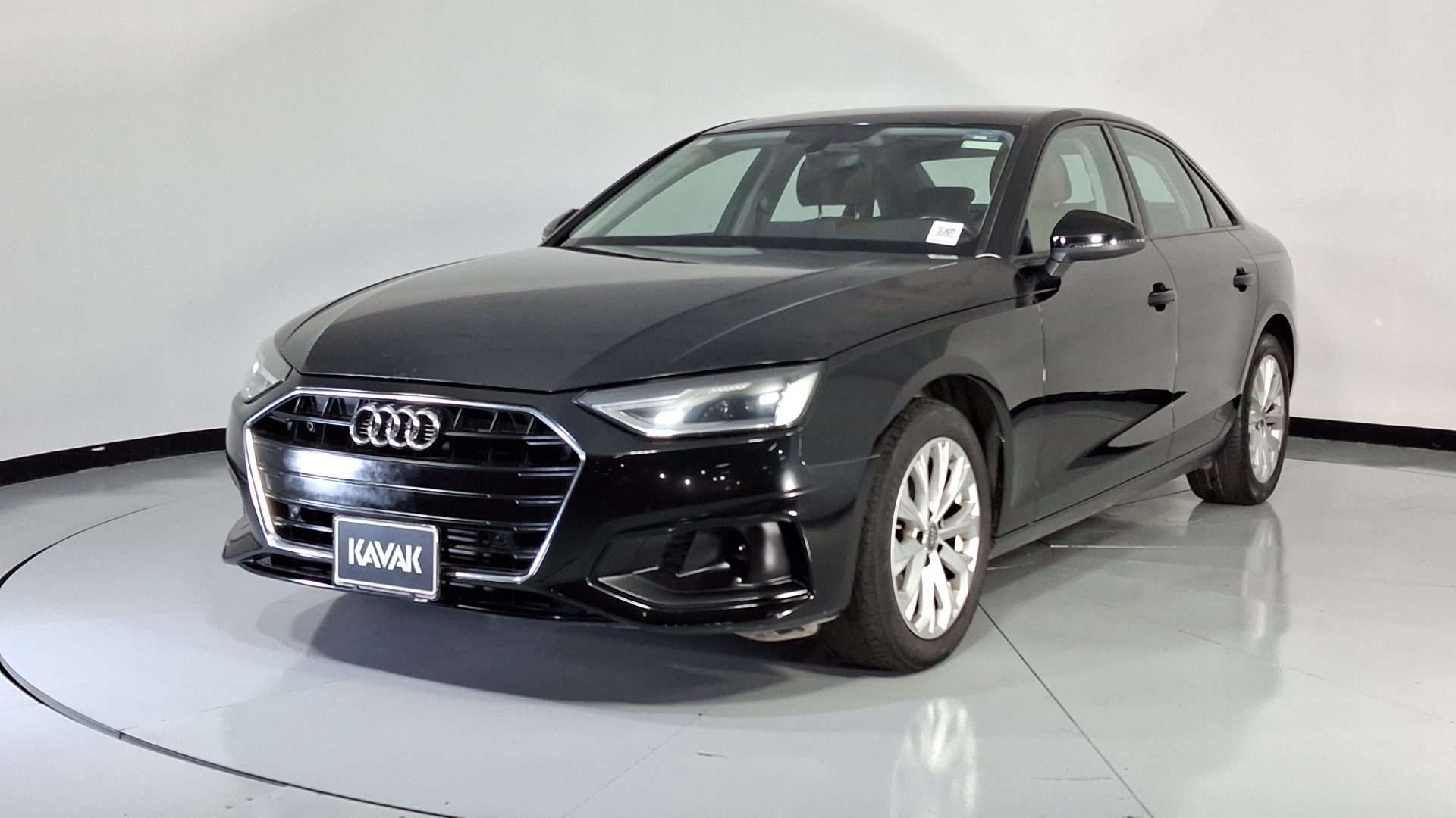 Audi A4 2021
