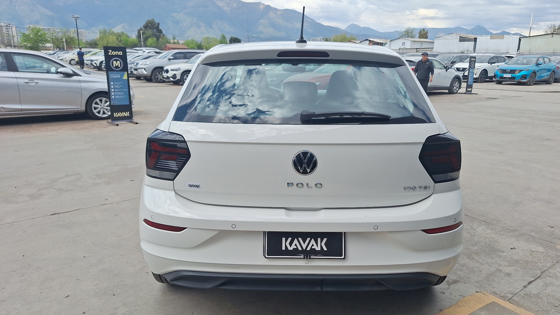 Volkswagen Polo — foto 3 de 15