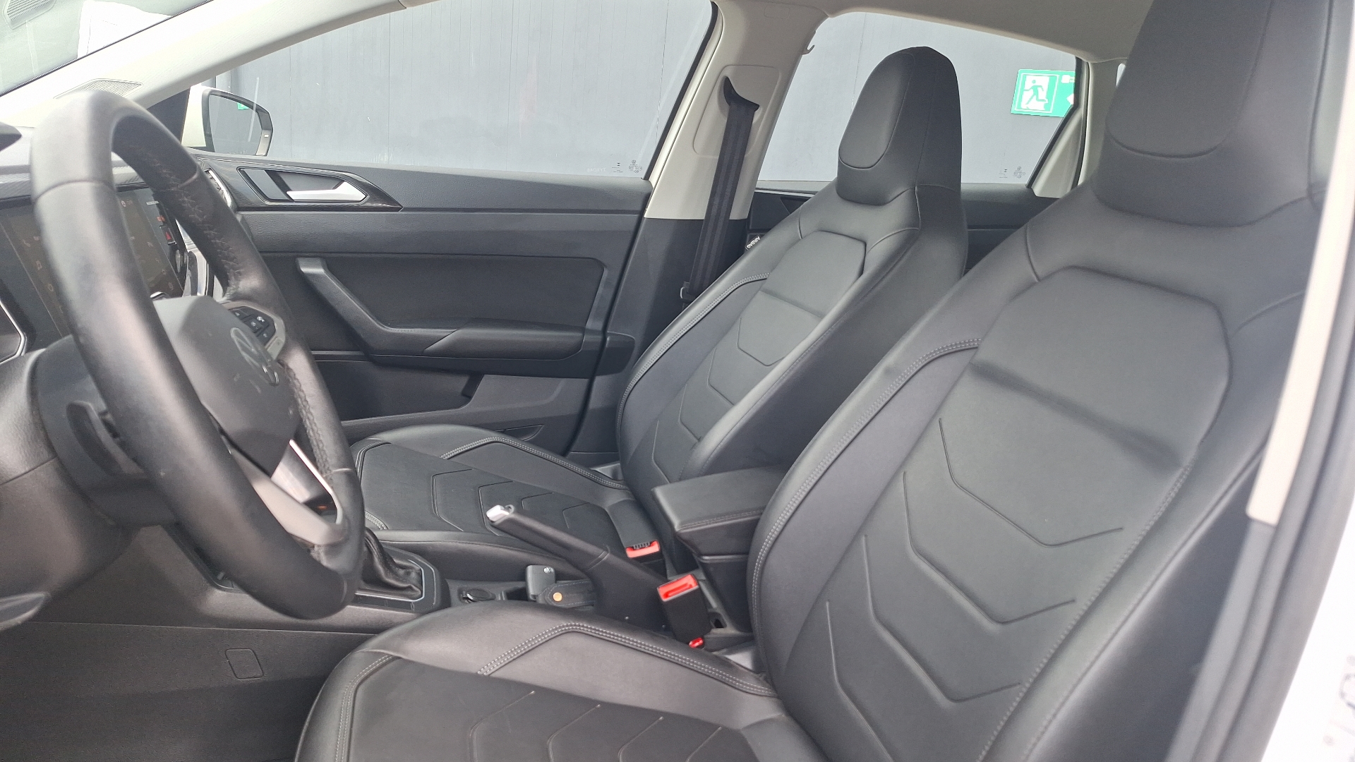 Volkswagen Polo — foto 14 de 15