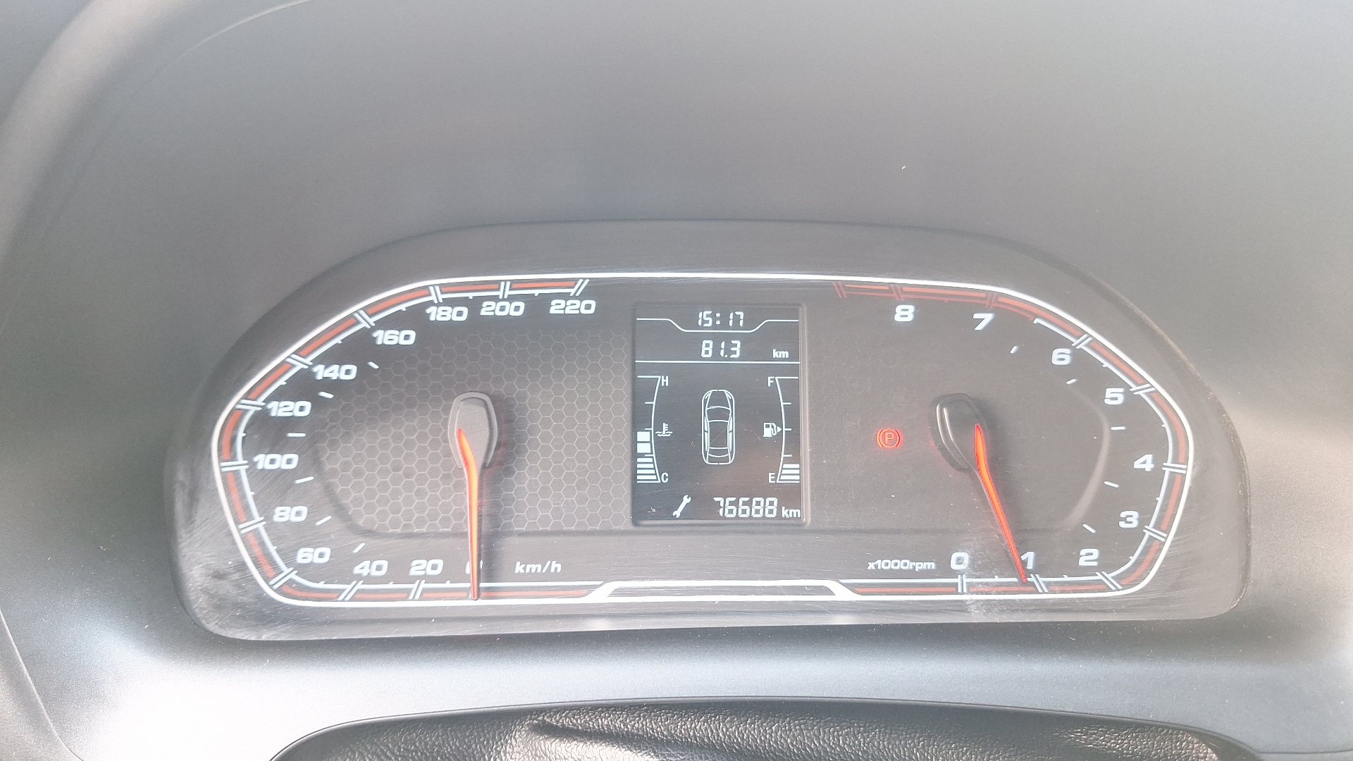 Chery Tiggo 2 — foto 9 de 15