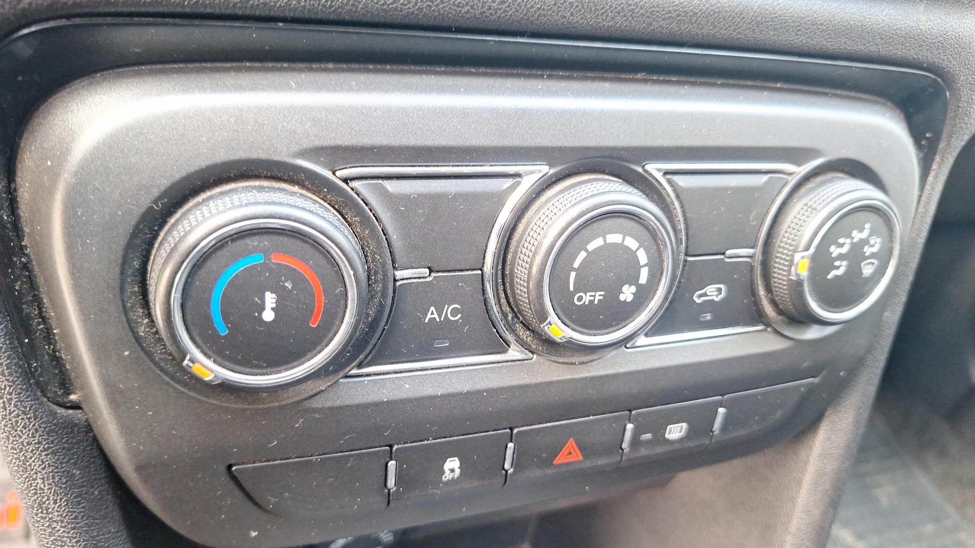 Chery Tiggo 2 — foto 15 de 15