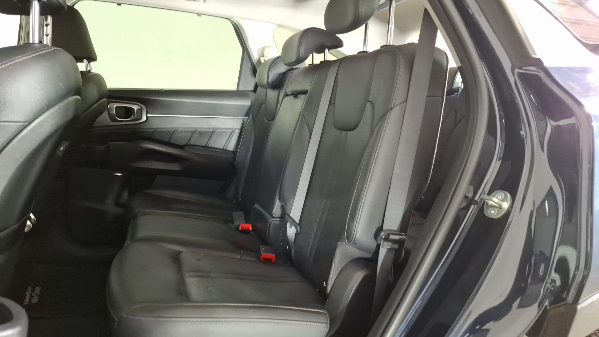KIA Sorento — foto 15 de 18