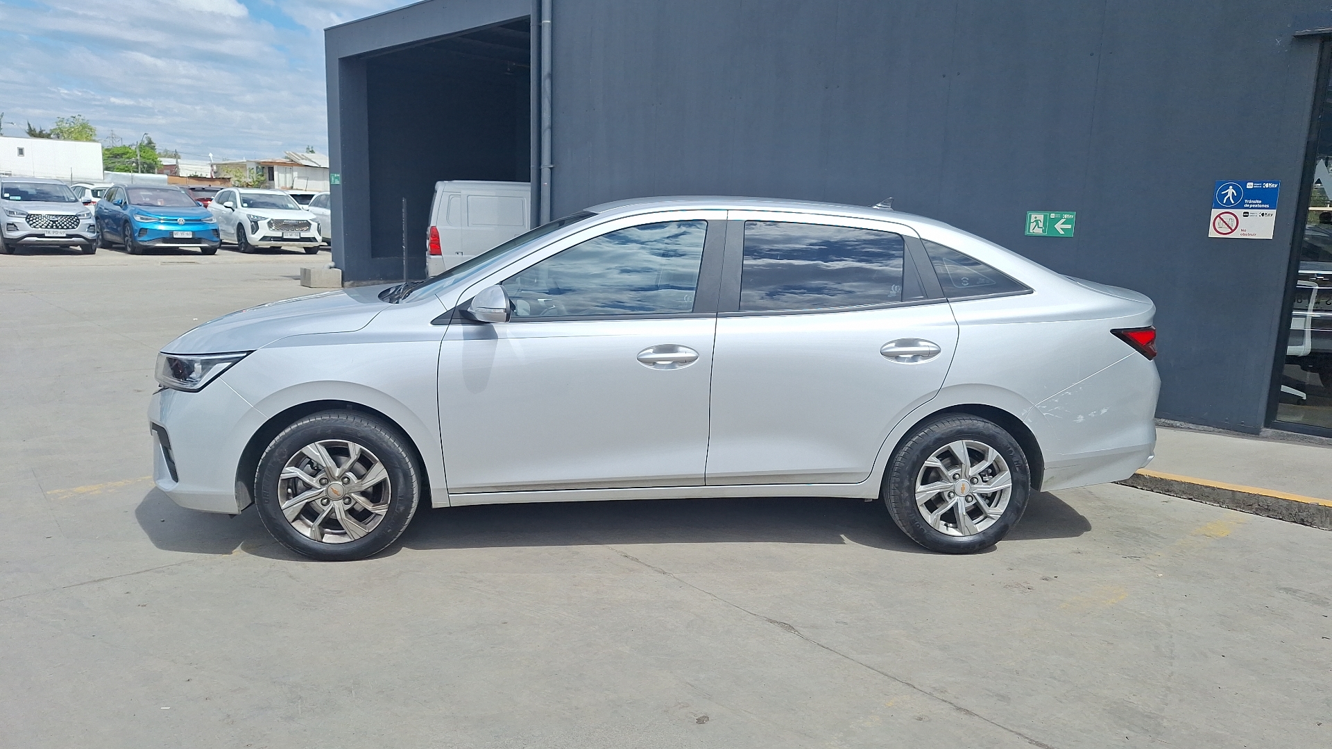 Chevrolet Sail — foto 2 de 15