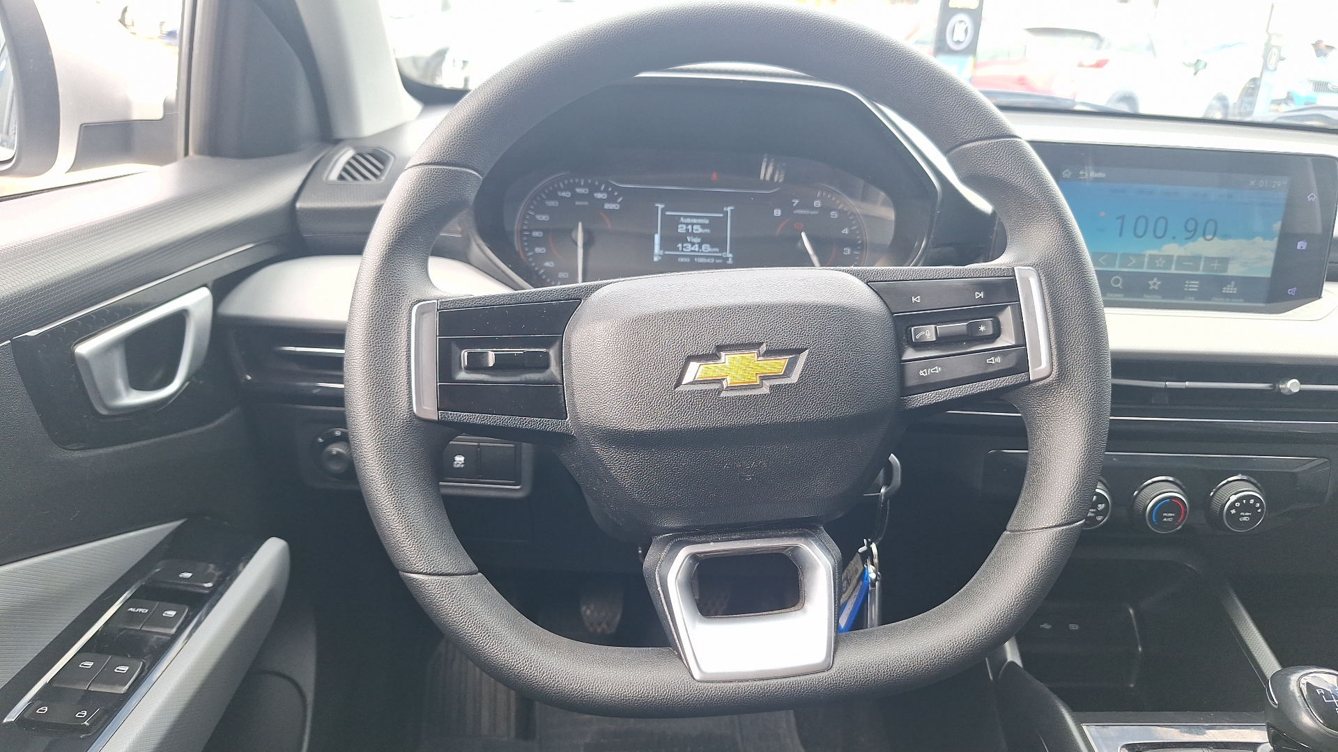 Chevrolet Sail — foto 8 de 15
