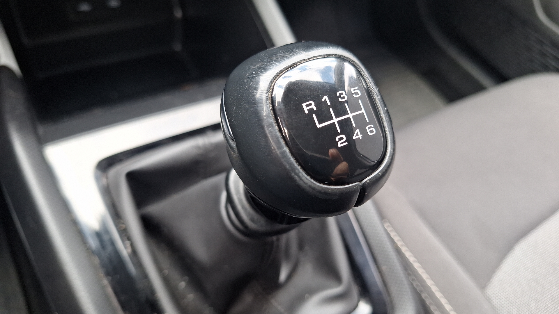 Chevrolet Sail — foto 11 de 15