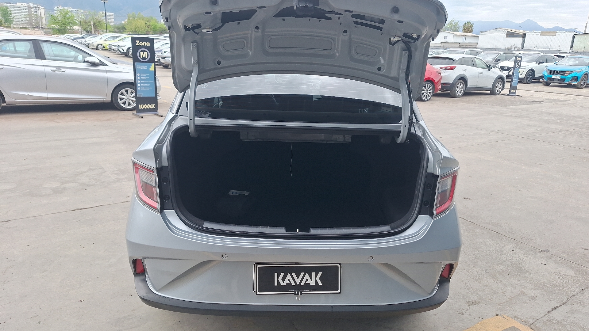 Hyundai Grand I10 — foto 4 de 15
