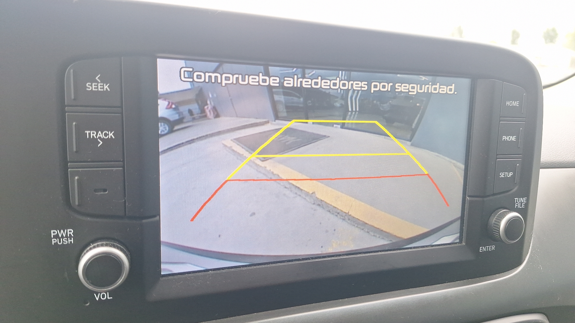 Hyundai Grand I10 — foto 12 de 15