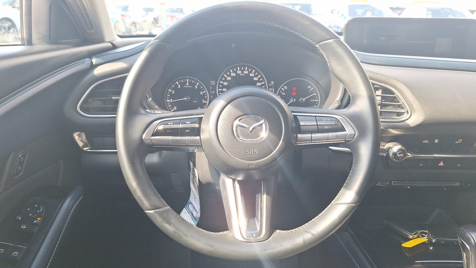 Mazda CX-30 — foto 8 de 15