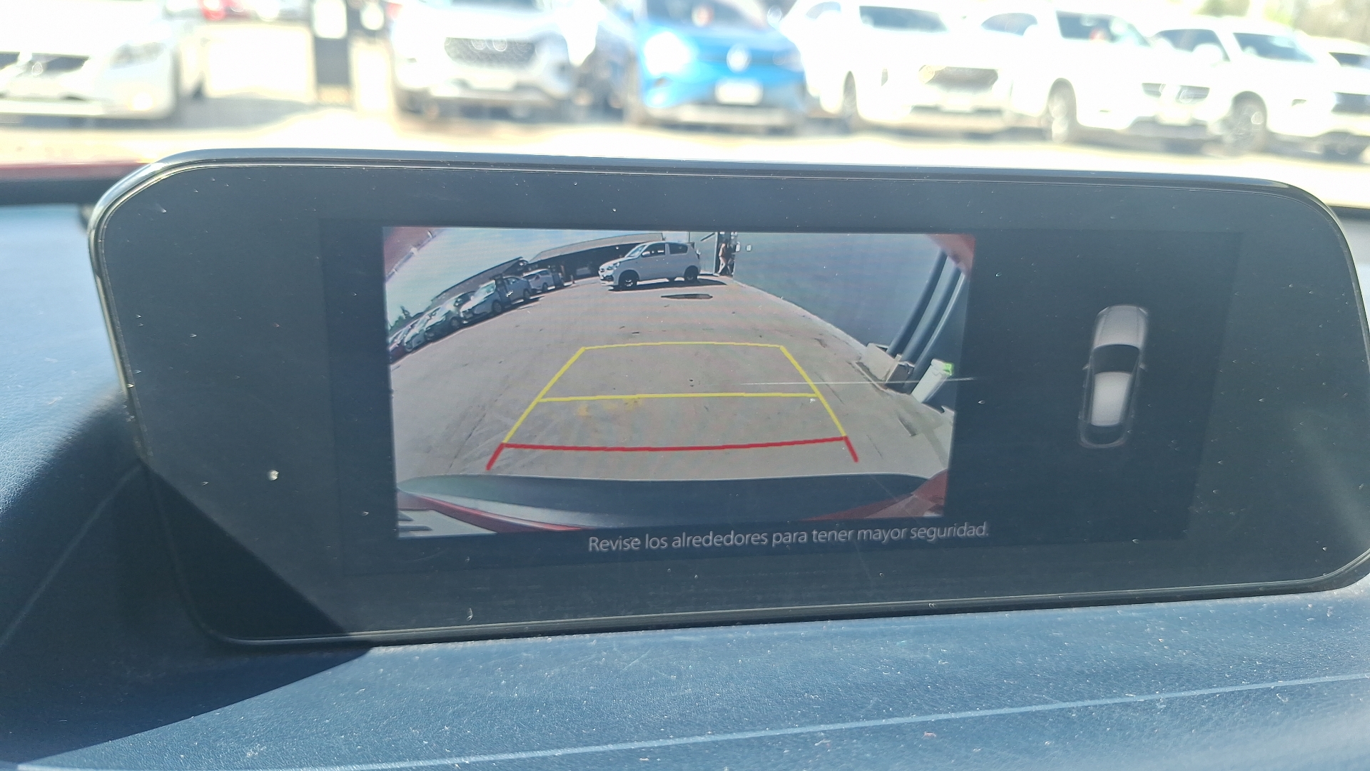 Mazda CX-30 — foto 12 de 15