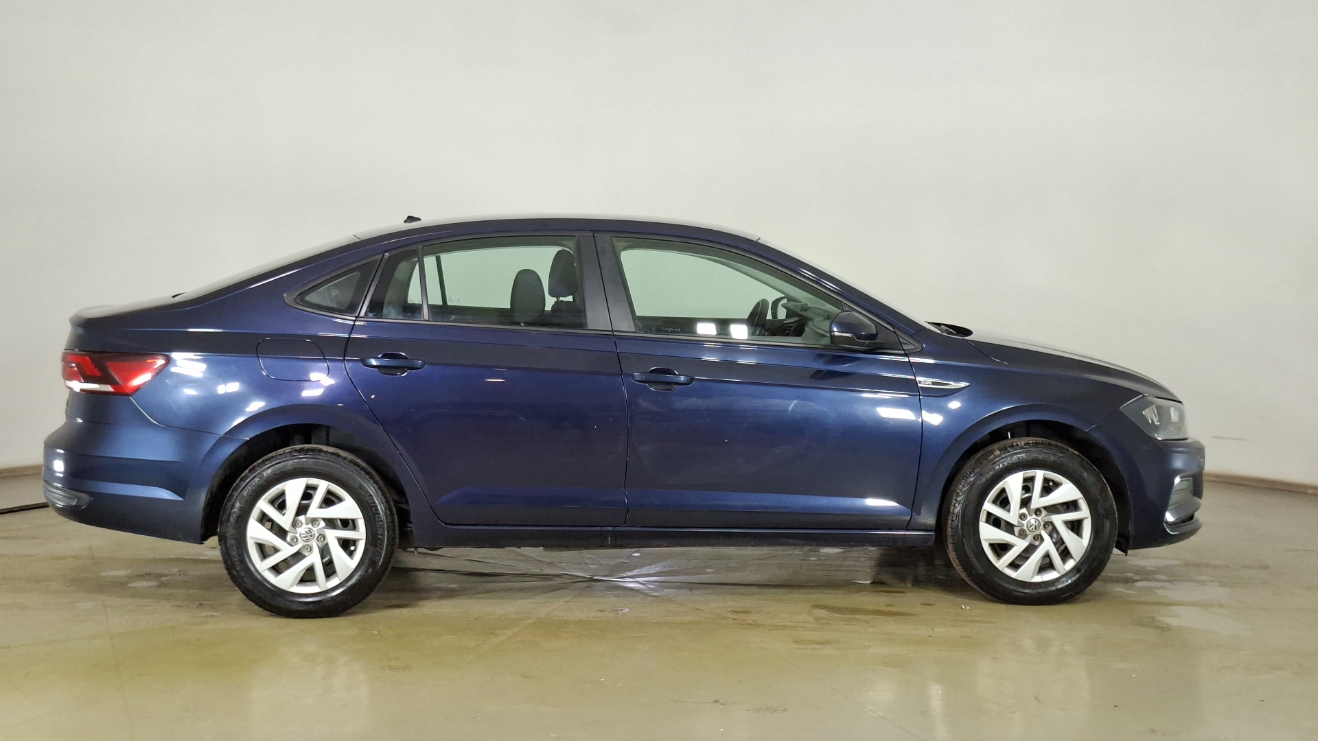 Volkswagen Virtus — foto 4 de 15