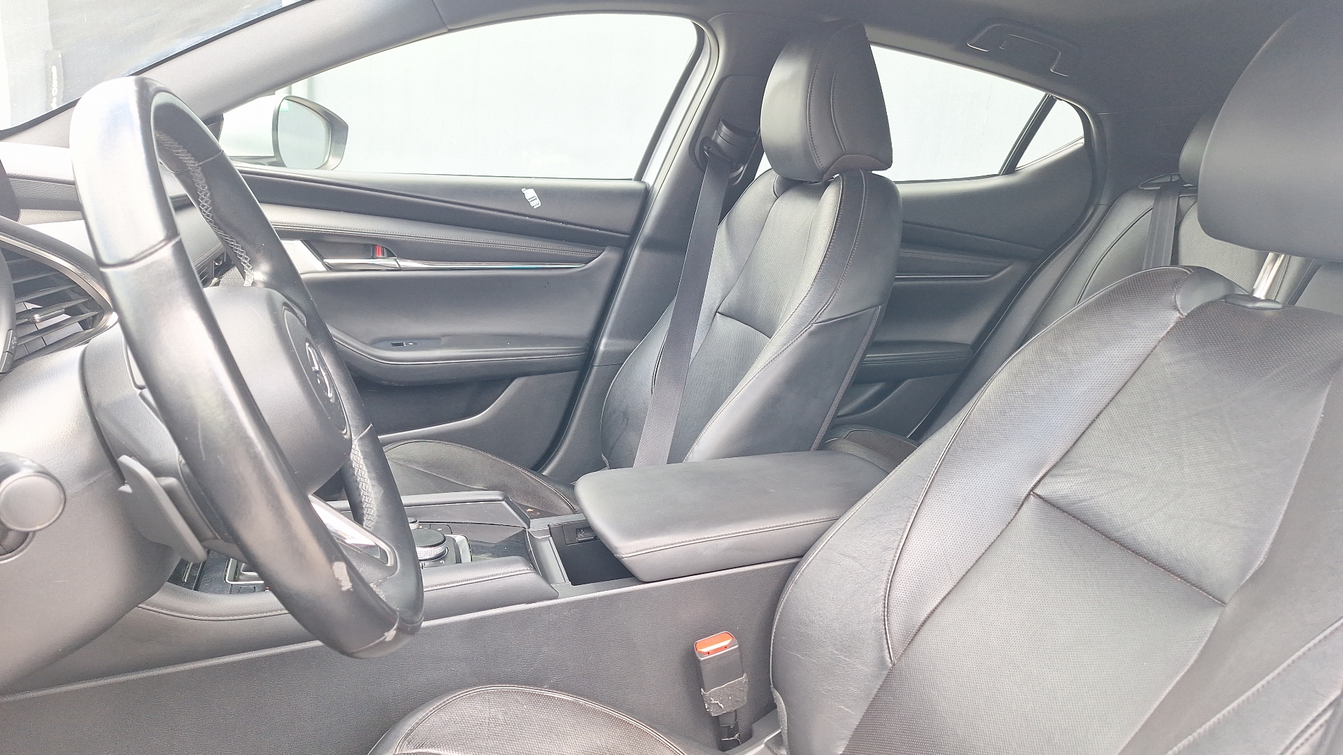 Mazda 3 — foto 15 de 16