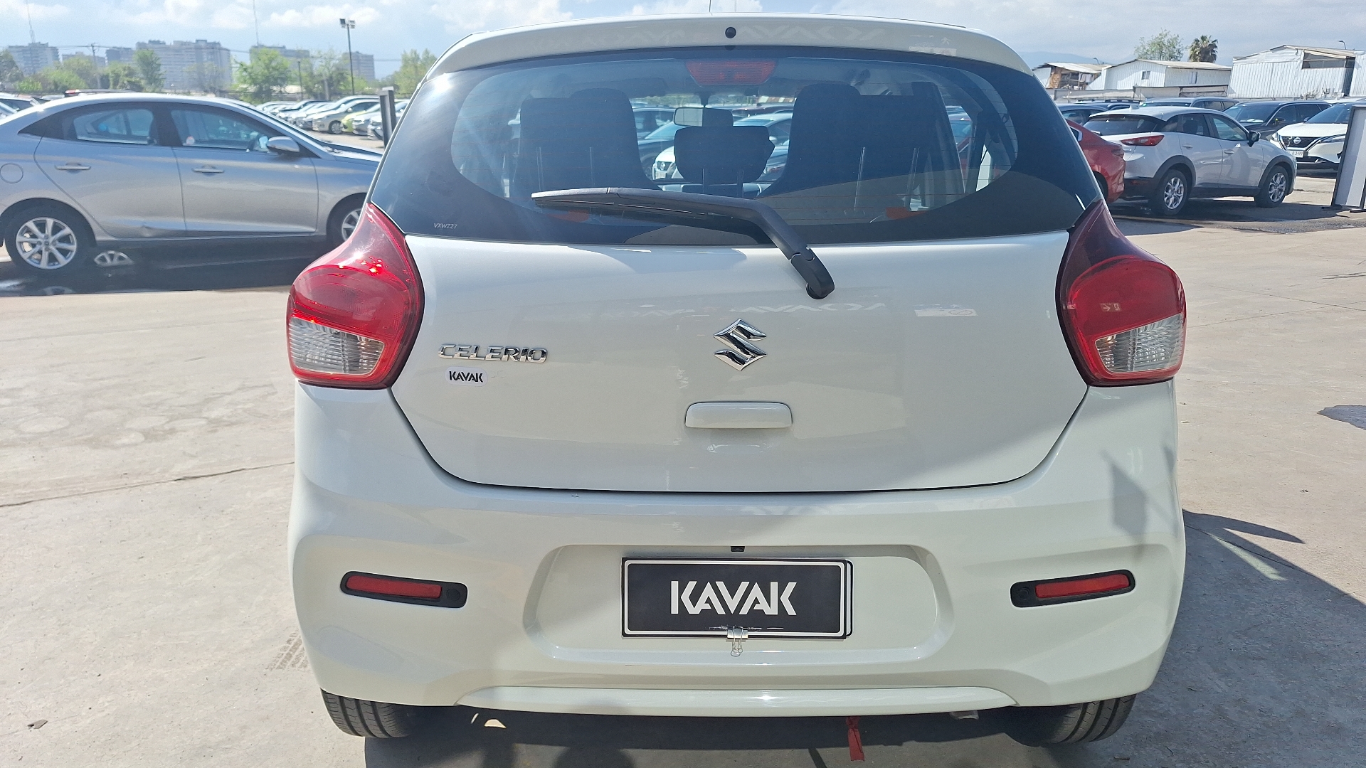 Suzuki Celerio — foto 3 de 15