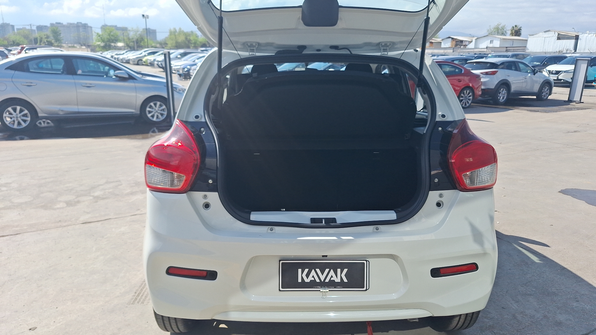 Suzuki Celerio — foto 4 de 15