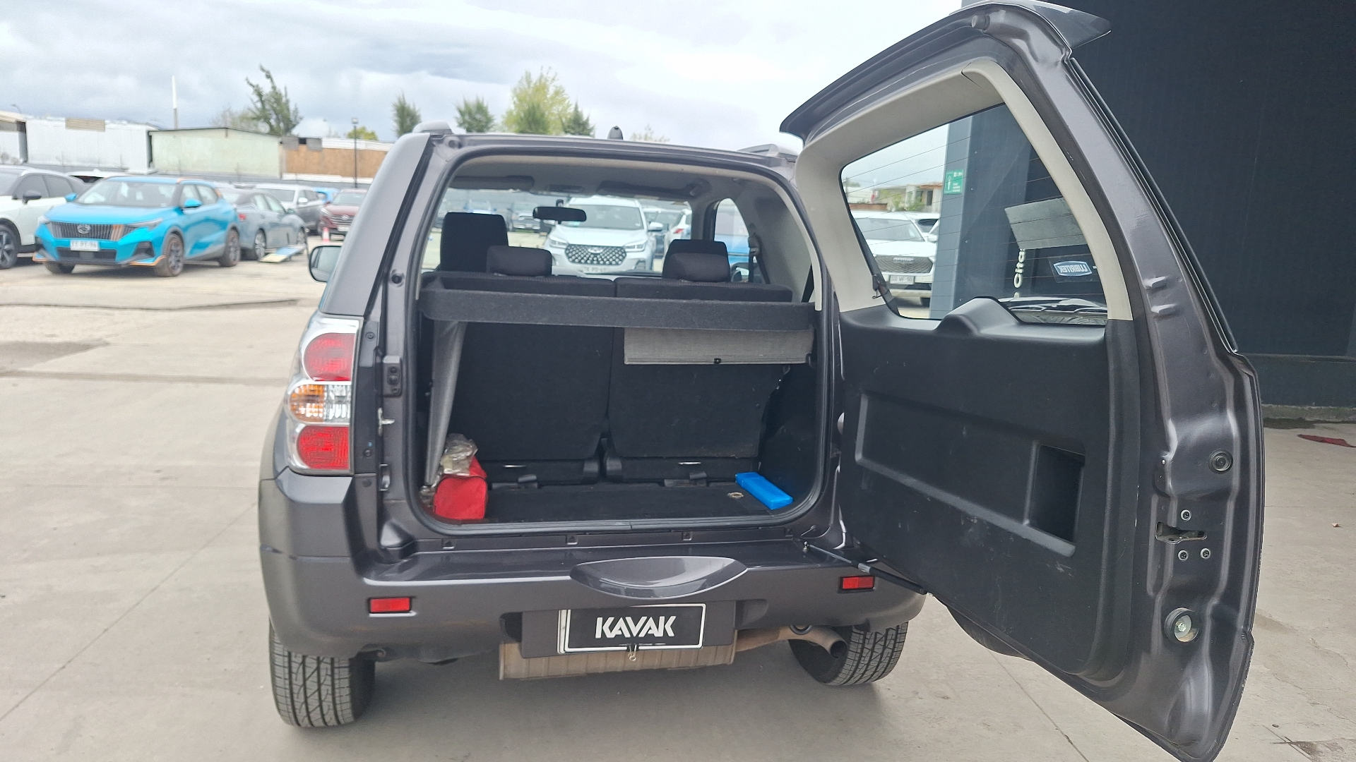 Suzuki Grand Vitara — foto 4 de 14