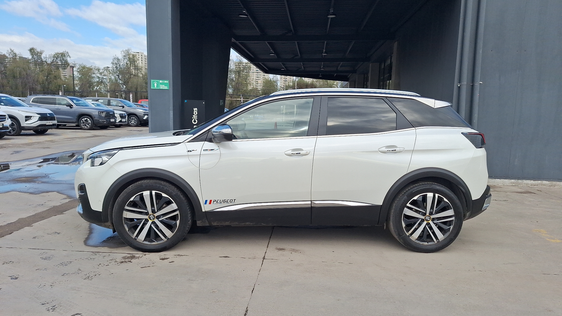 Peugeot 3008 — foto 2 de 16