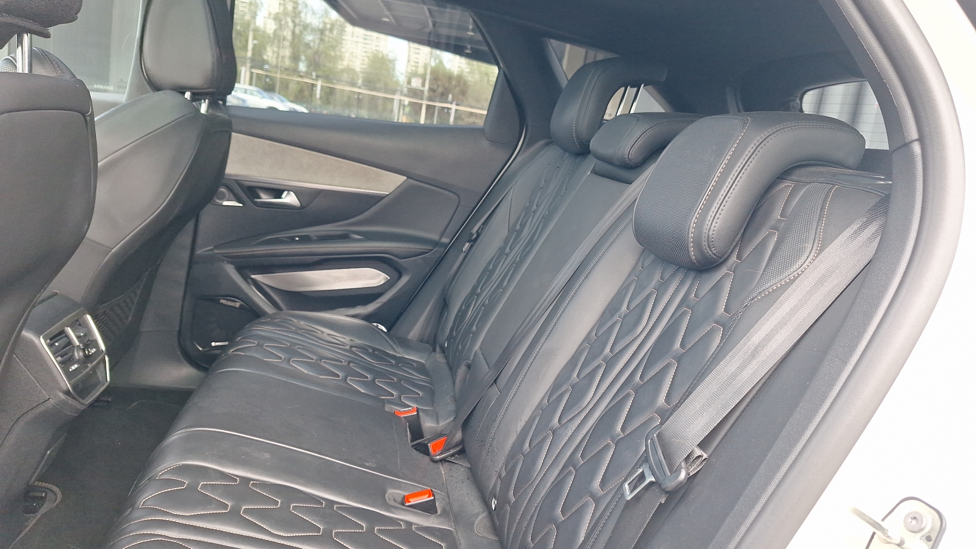 Peugeot 3008 — foto 14 de 16