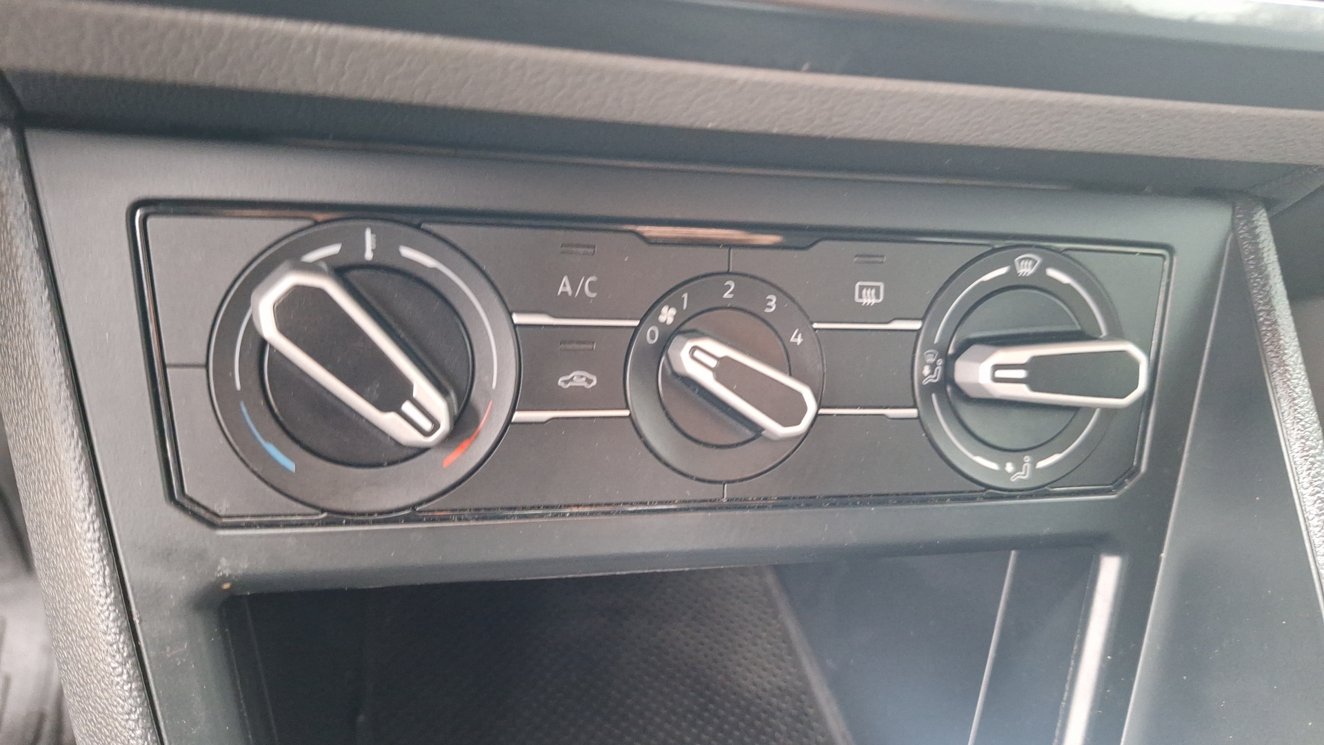 Volkswagen Virtus — foto 14 de 14