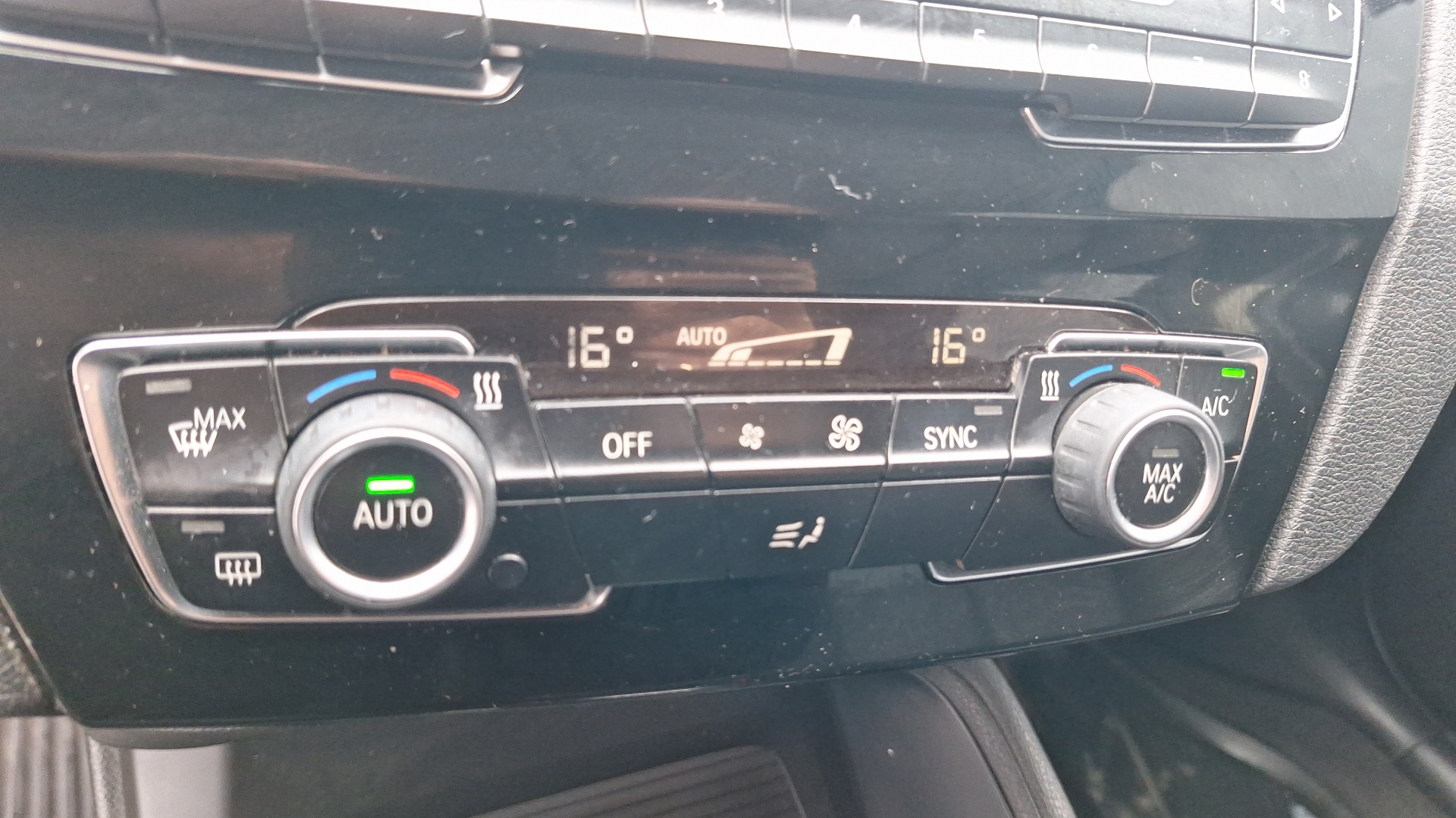 BMW X1 — foto 15 de 15