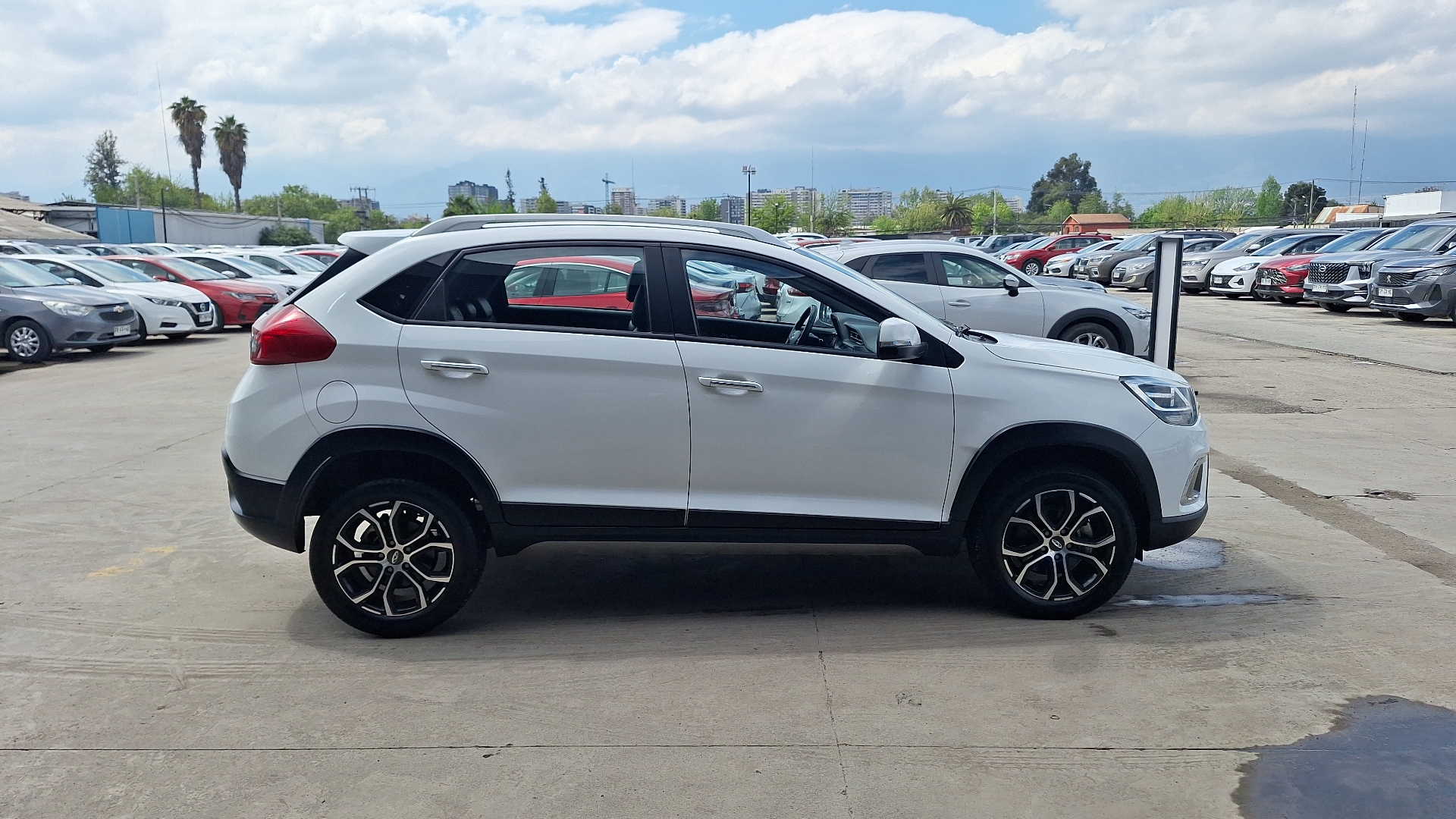 Chery Tiggo 2 — foto 5 de 15