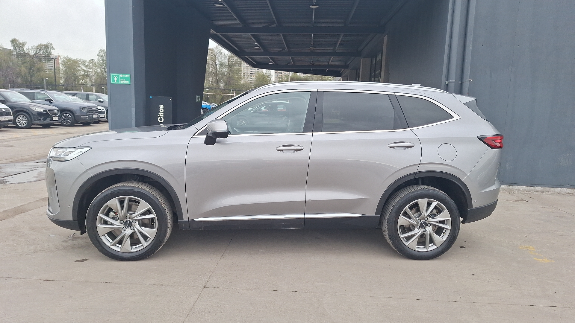 Haval H6 — foto 2 de 16