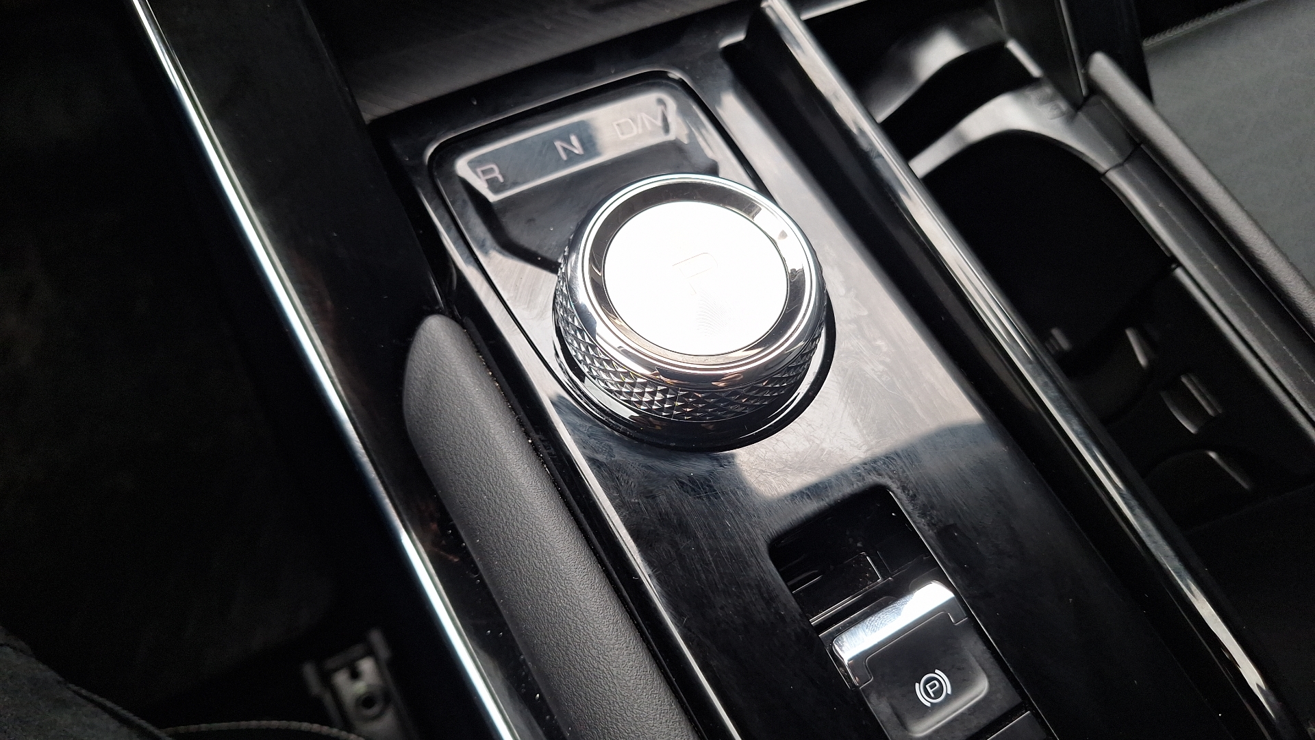 Haval H6 — foto 11 de 16