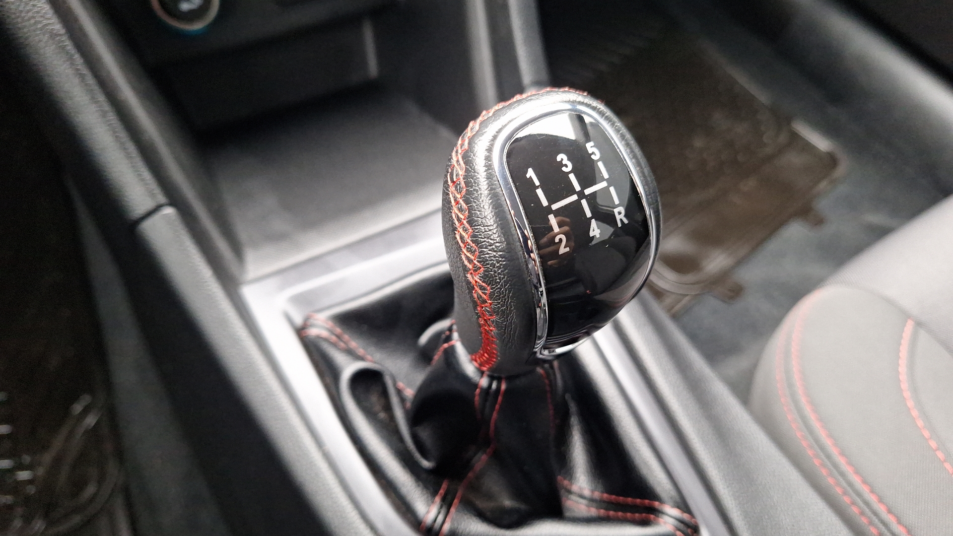 Chery Arrizo 5 — foto 11 de 15