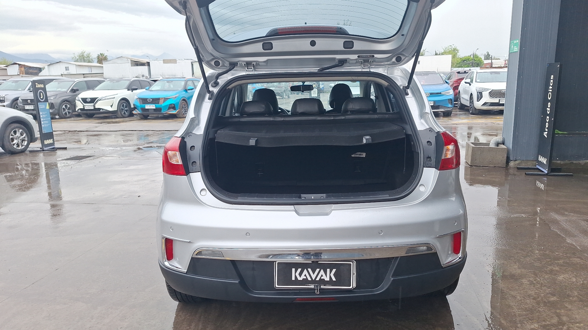 JAC S2 — foto 4 de 15