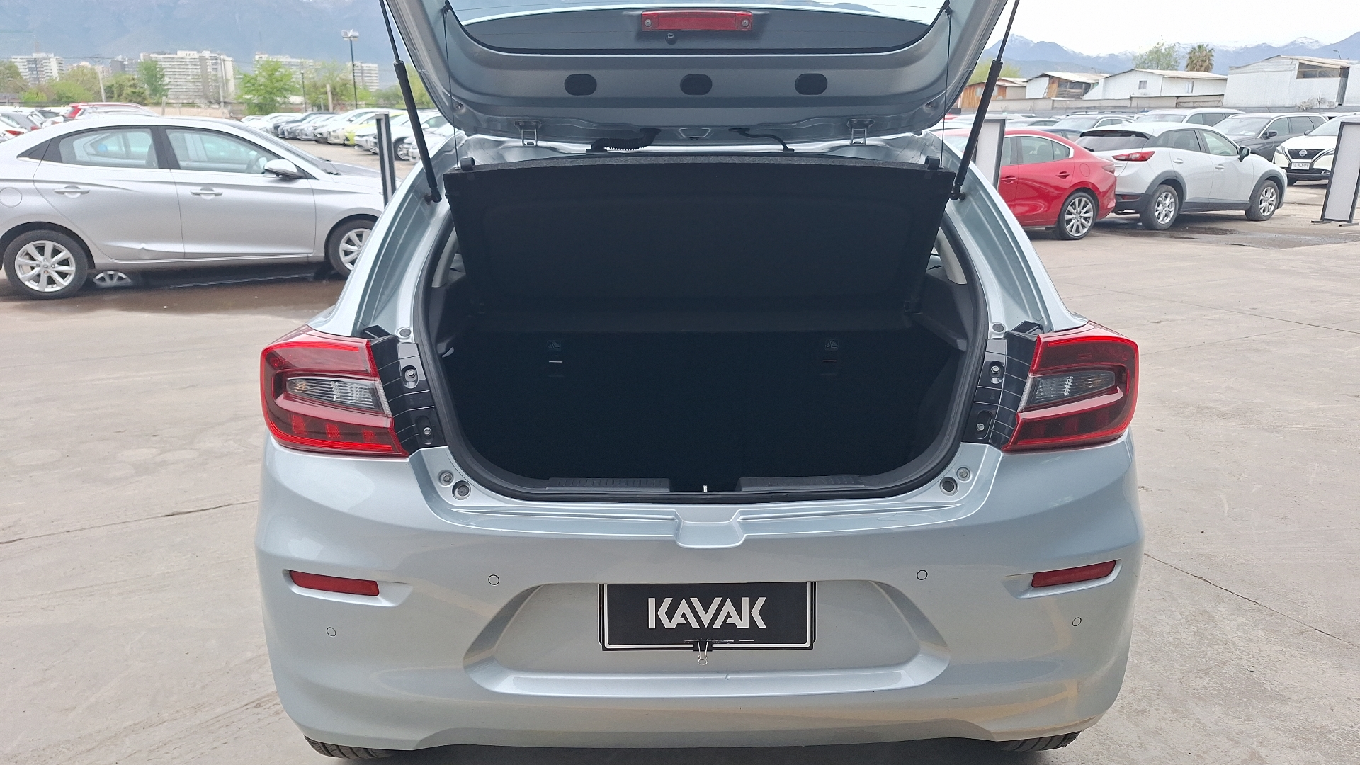 Suzuki Baleno — foto 4 de 15