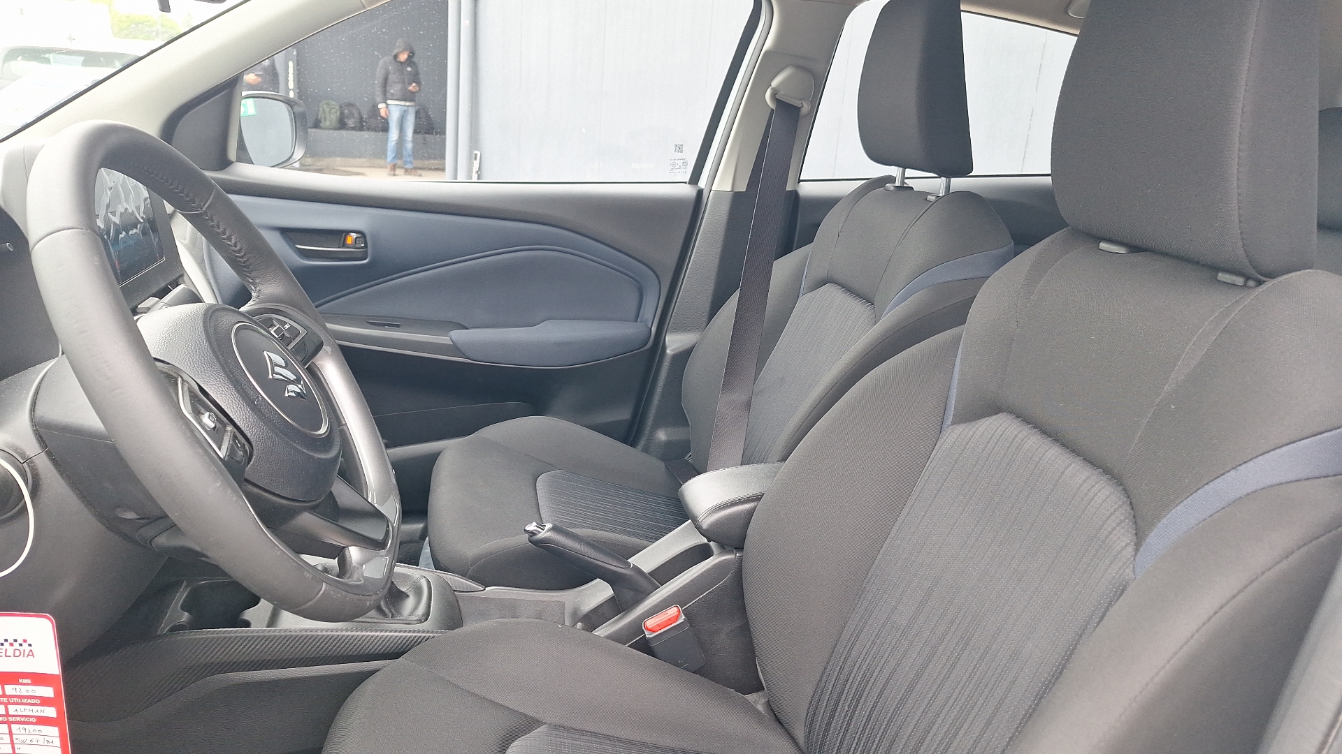 Suzuki Baleno — foto 14 de 15