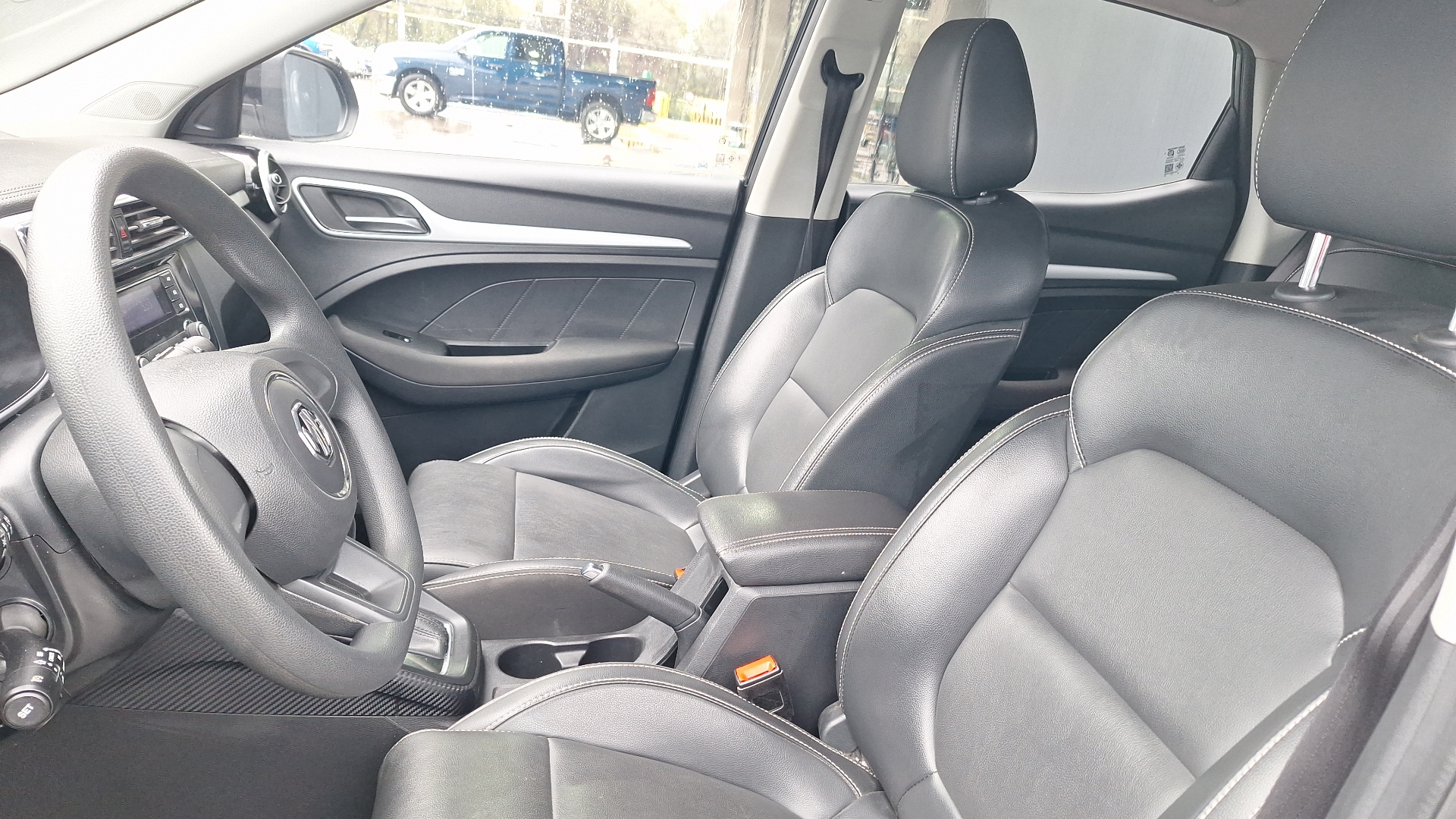 MG Zs — foto 13 de 14
