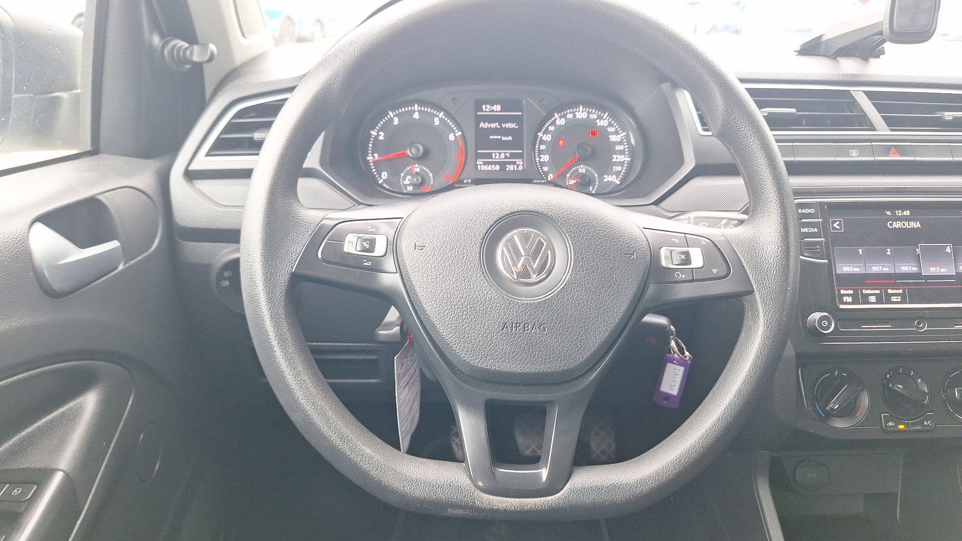 Volkswagen Saveiro — foto 8 de 14