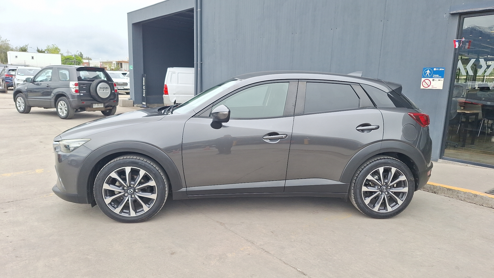 Mazda CX-3 — foto 2 de 15