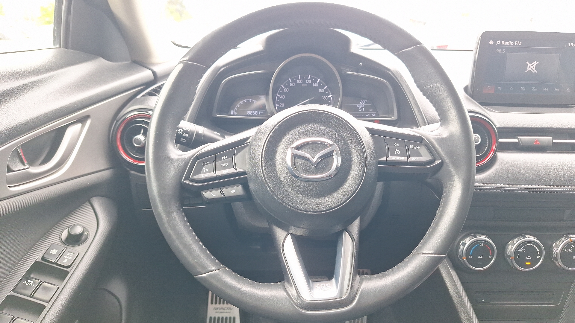 Mazda CX-3 — foto 8 de 15