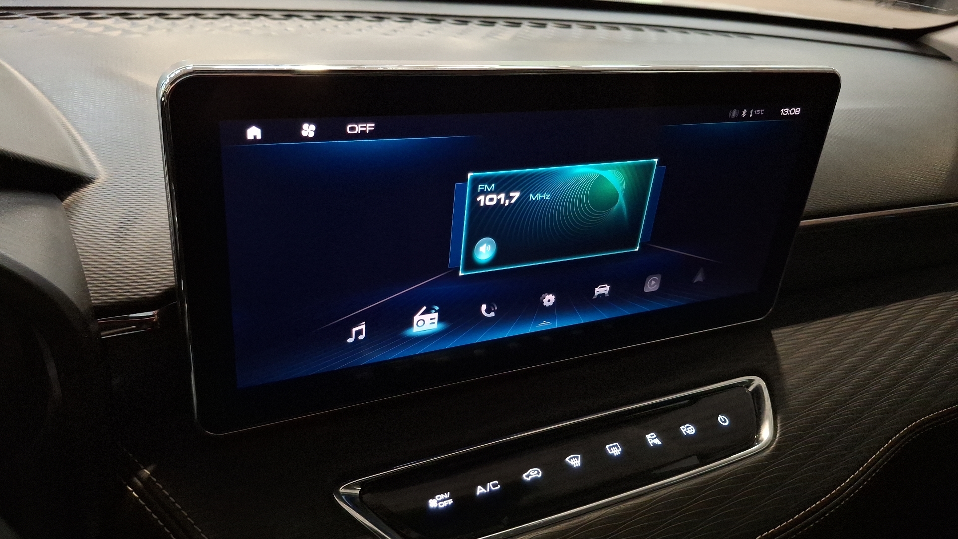 Haval Jolion — foto 10 de 17