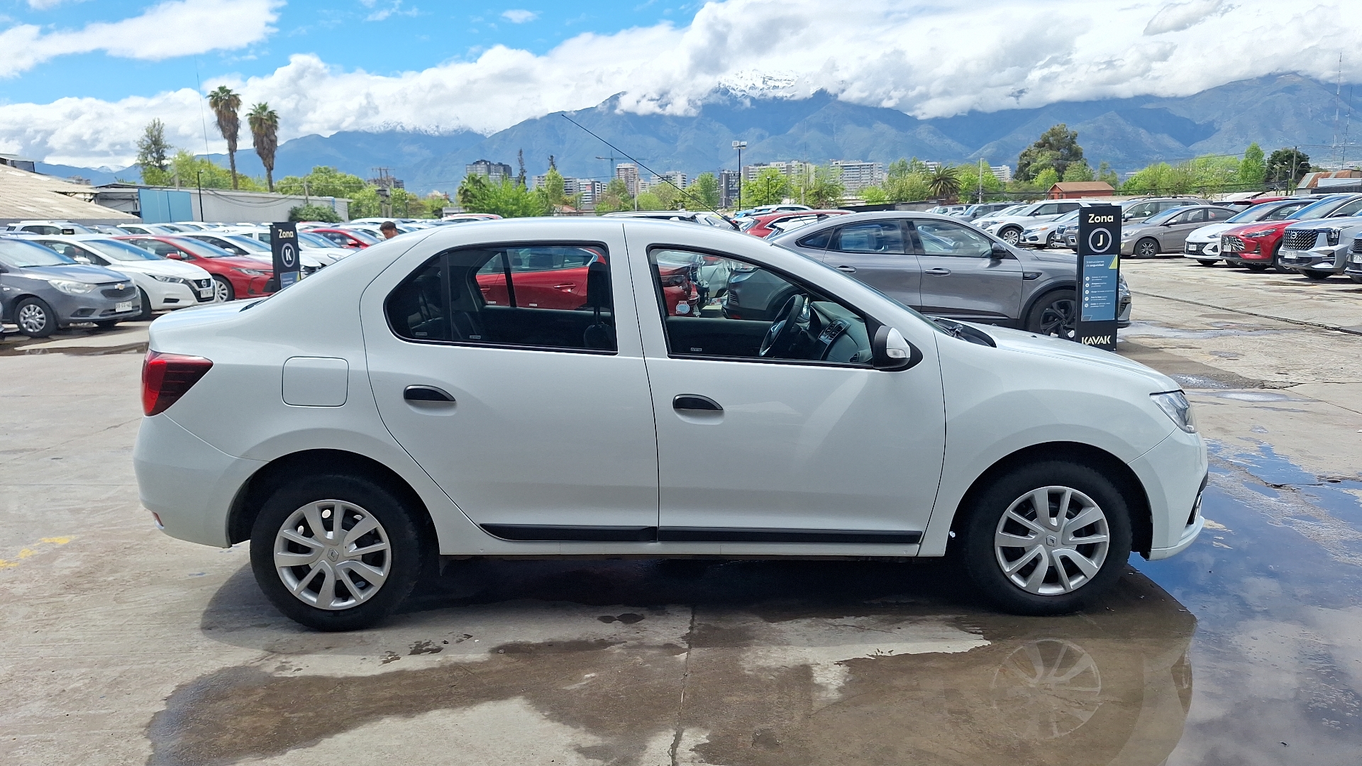 Renault Symbol — foto 5 de 15