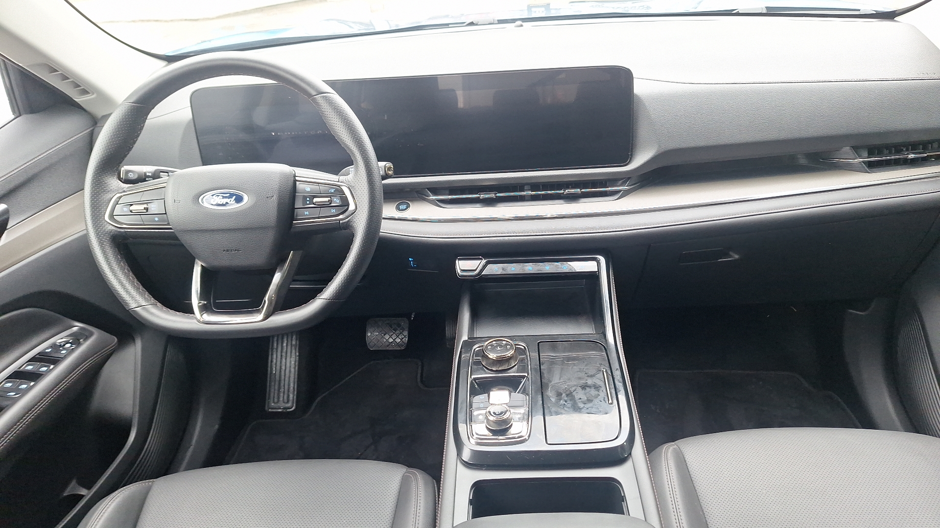 Ford Territory — foto 6 de 15