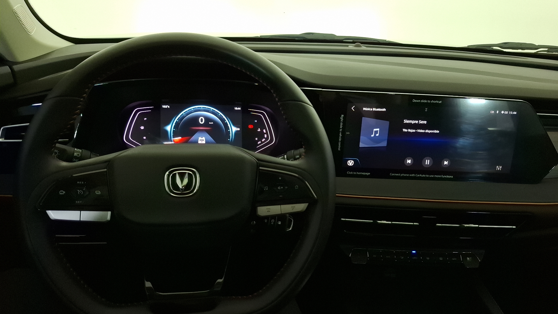 Changan X7 Plus — foto 8 de 18