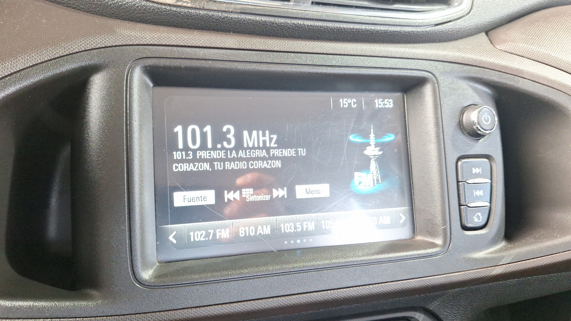 Chevrolet Prisma — foto 10 de 15