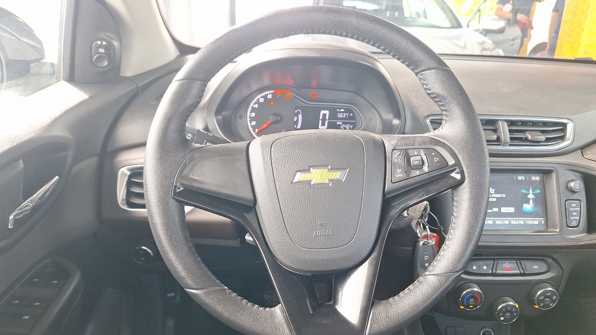 Chevrolet Prisma — foto 8 de 15
